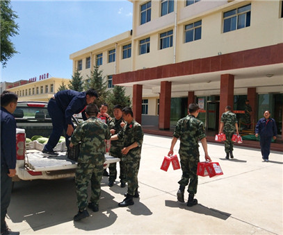 一家親│興海銅鑫慰問部隊官兵，共話軍企團結(jié)魚水情